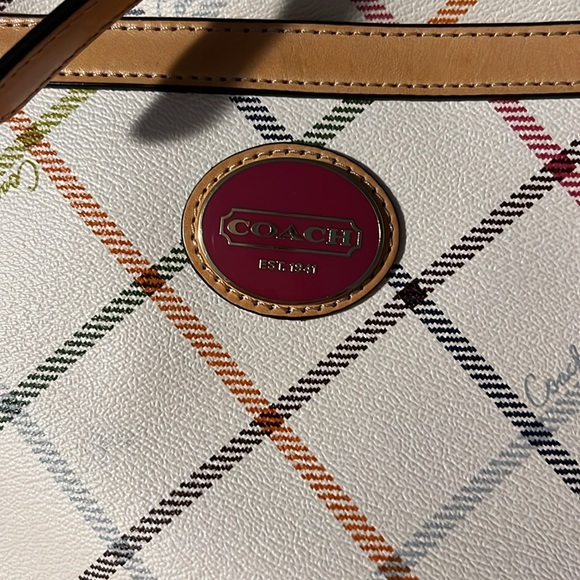 COACH medium cross body bag - Picture 4 of 5